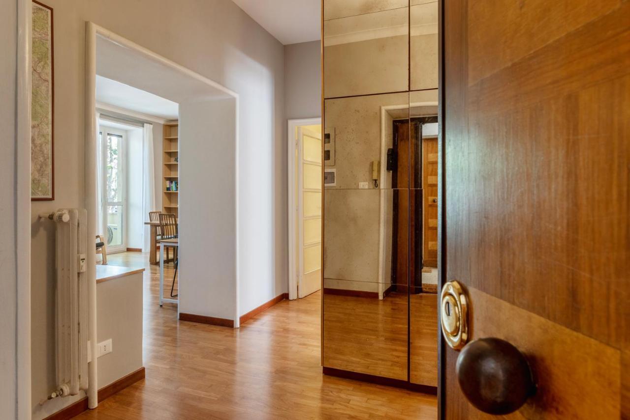Rione Prati Comfy Apartment Rome Bagian luar foto