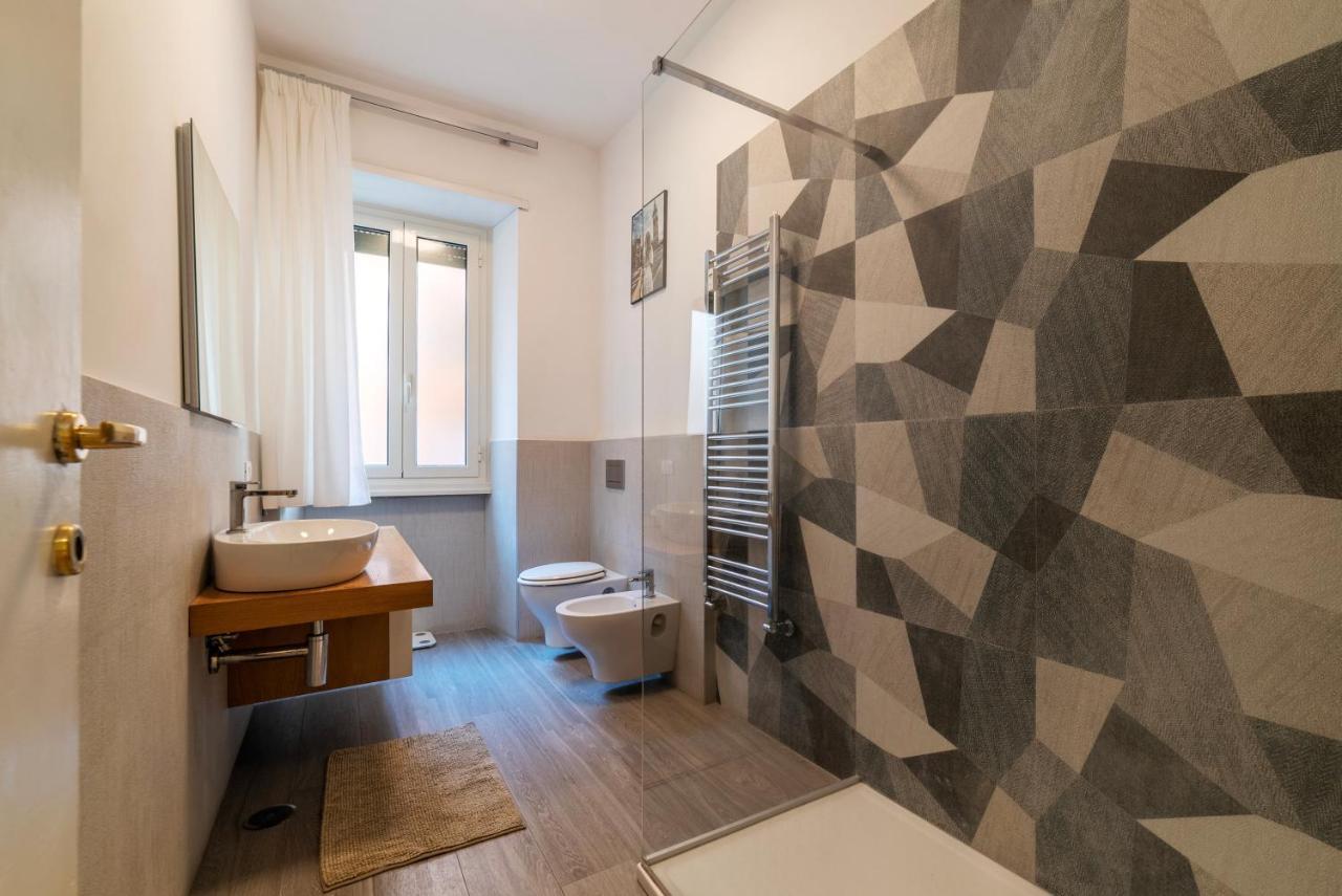 Rione Prati Comfy Apartment Rome Bagian luar foto