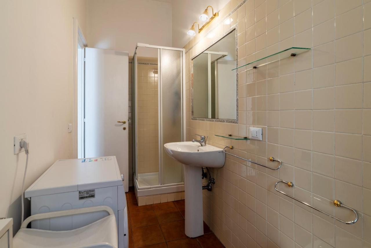 Rione Prati Comfy Apartment Rome Bagian luar foto