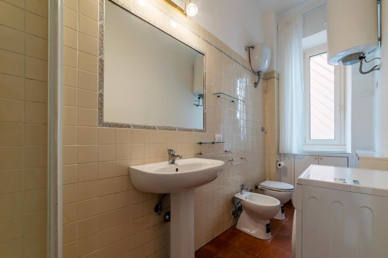 Rione Prati Comfy Apartment Rome Bagian luar foto
